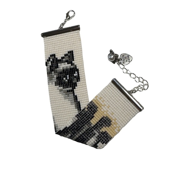 Siamese Cat Beaded Loom Cuff Bracelet, Adjustable 6.6 to 8.6” - Hand Crafted - Picture 7 of 8